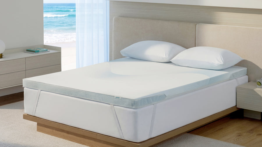 How Cooling Mattress Toppers Work: Q-Max, Airflow, and Real Limits