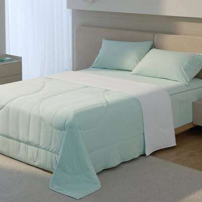 Breescape cooling comforter blanket 2.0 in mint green for hot sleepers & night sweats.